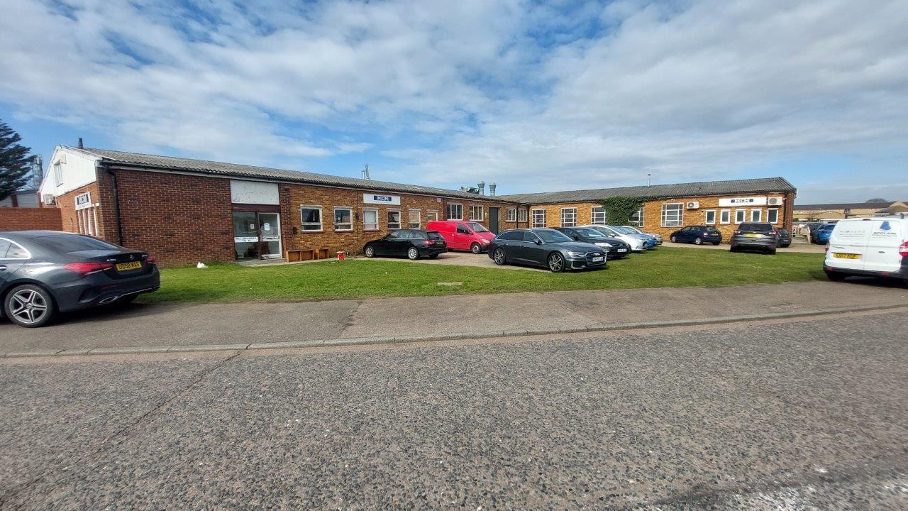 Robert Way, Wickford for sale Building Photo- Image 1 of 1