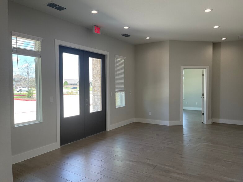 2951 FM 1460, Georgetown, TX for lease - Building Photo - Image 2 of 37