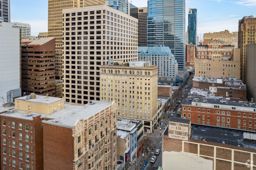1737-1739 Chestnut St, Philadelphia, PA for lease - Aerial - Image 2 of 32