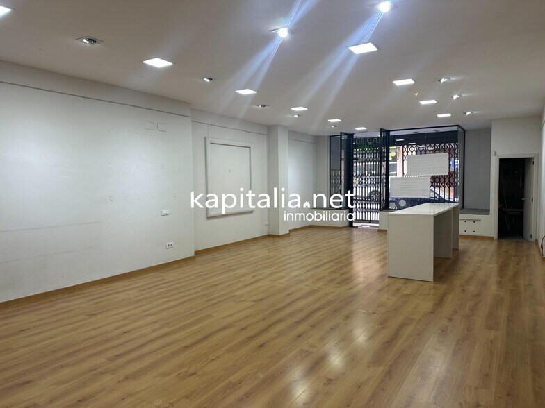 Retail in Ontinyent, Valencia for lease - Building Photo - Image 3 of 8