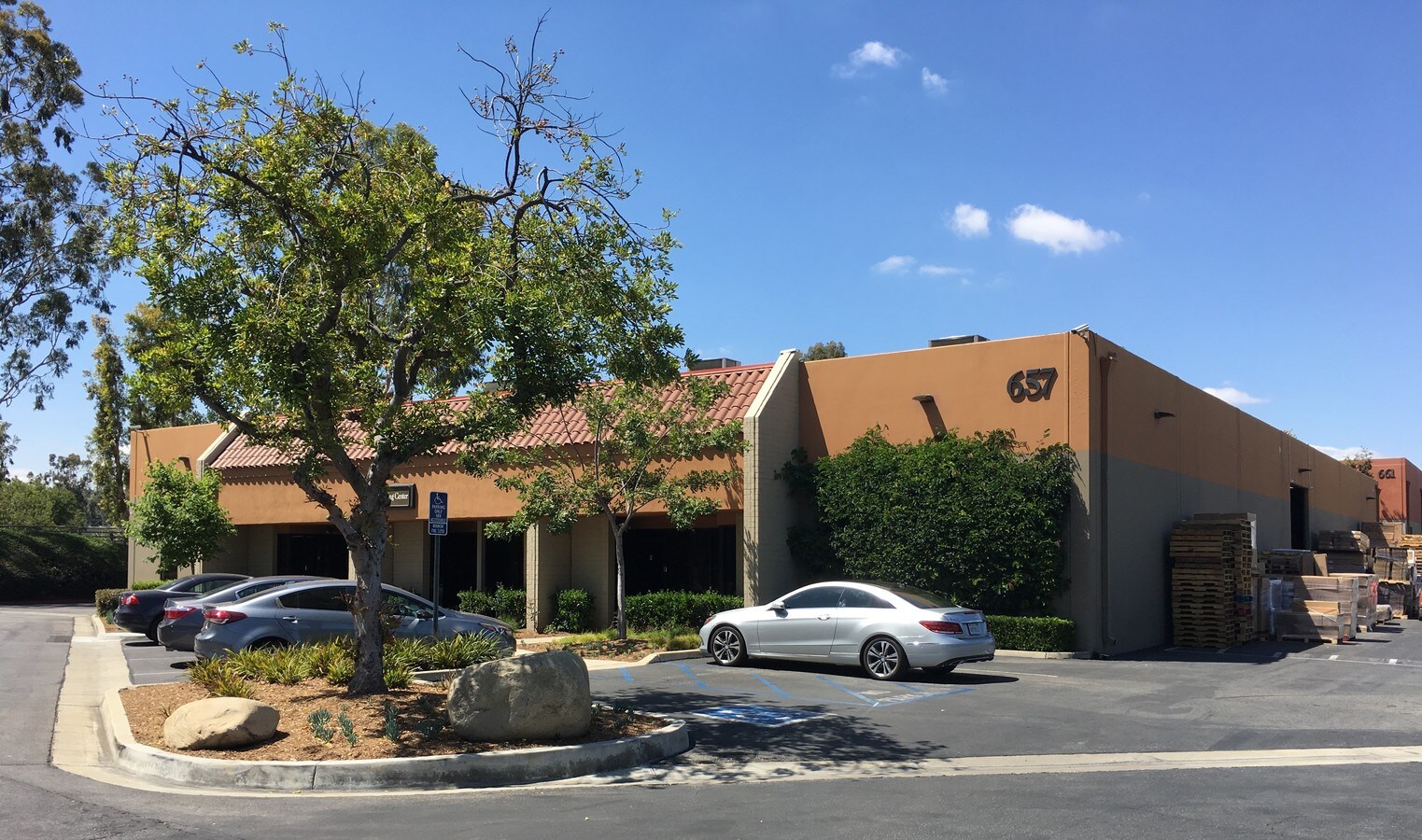 657 Brea Canyon Rd Walnut Ca 91789 Loopnet 