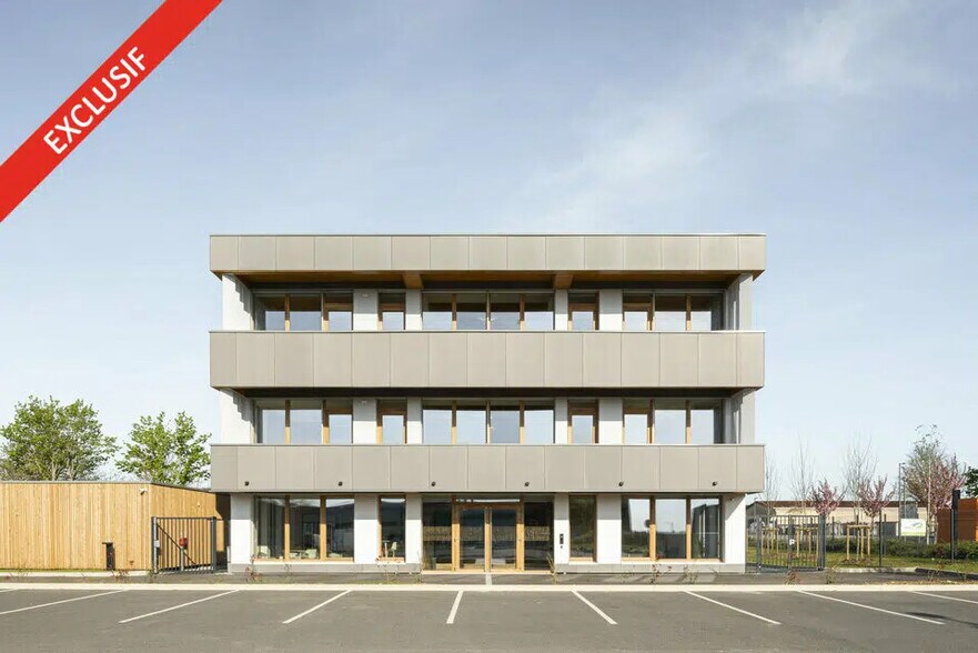 Office in Cenon for sale - Building Photo - Image 1 of 3