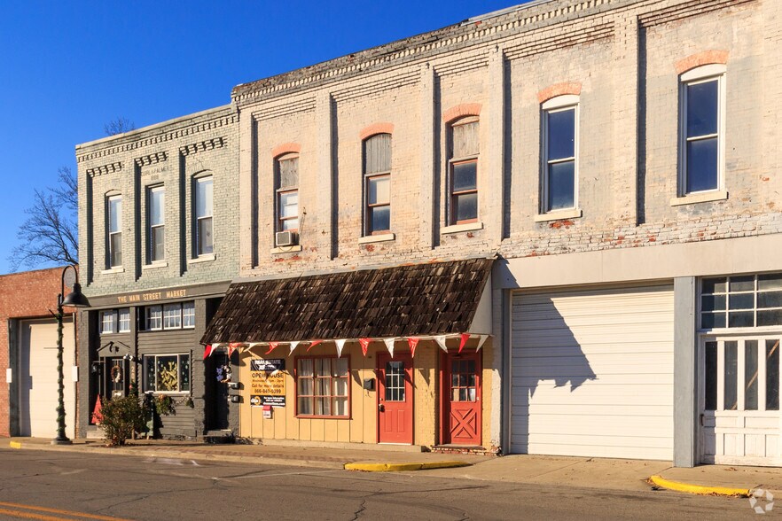 206 S Main St, Sheridan, IN for sale - Primary Photo - Image 1 of 1