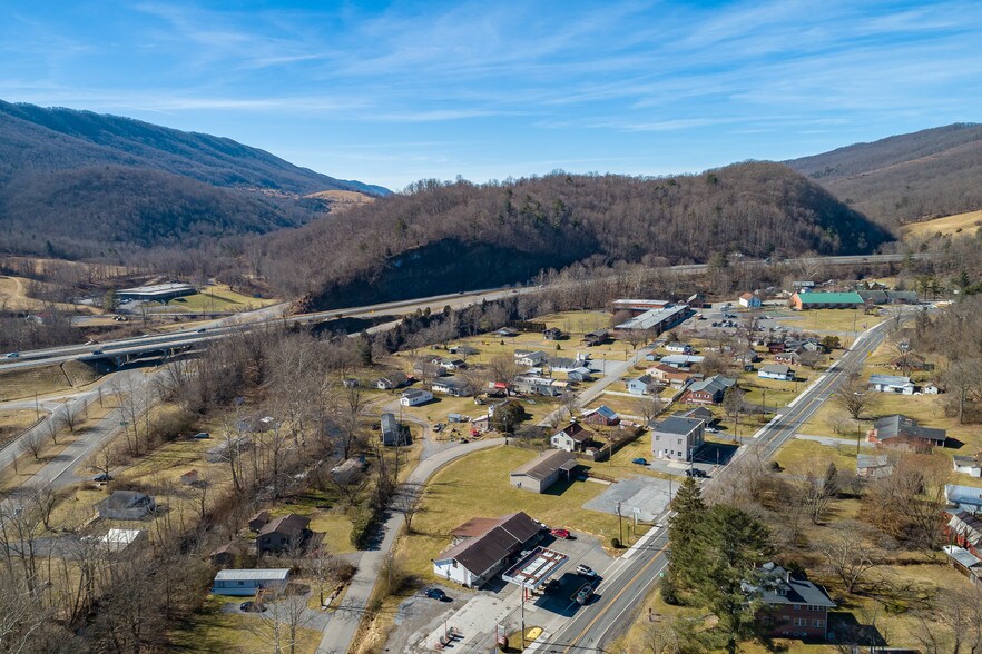 12773 N Scenic Hwy, Rocky Gap, VA 24366