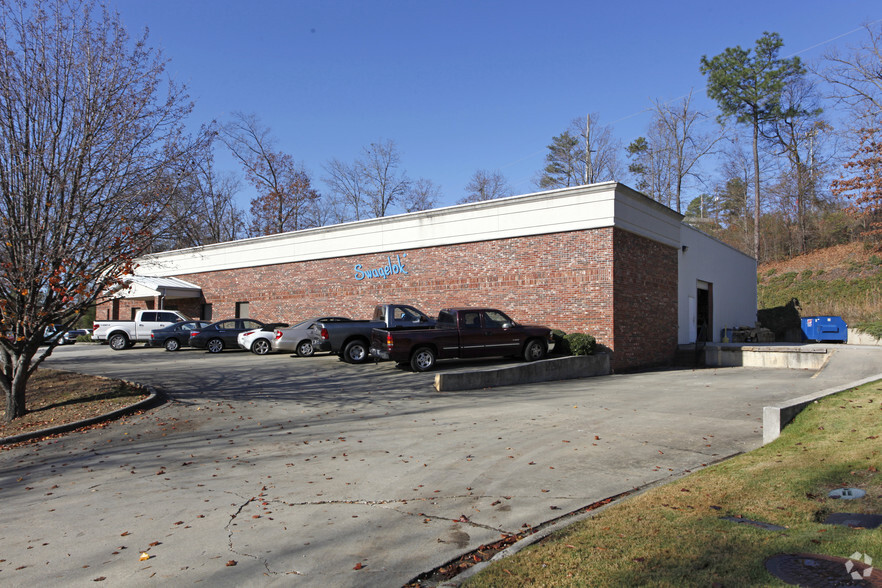 237 Cahaba Valley Pky, Pelham, AL for lease - Building Photo - Image 2 of 12