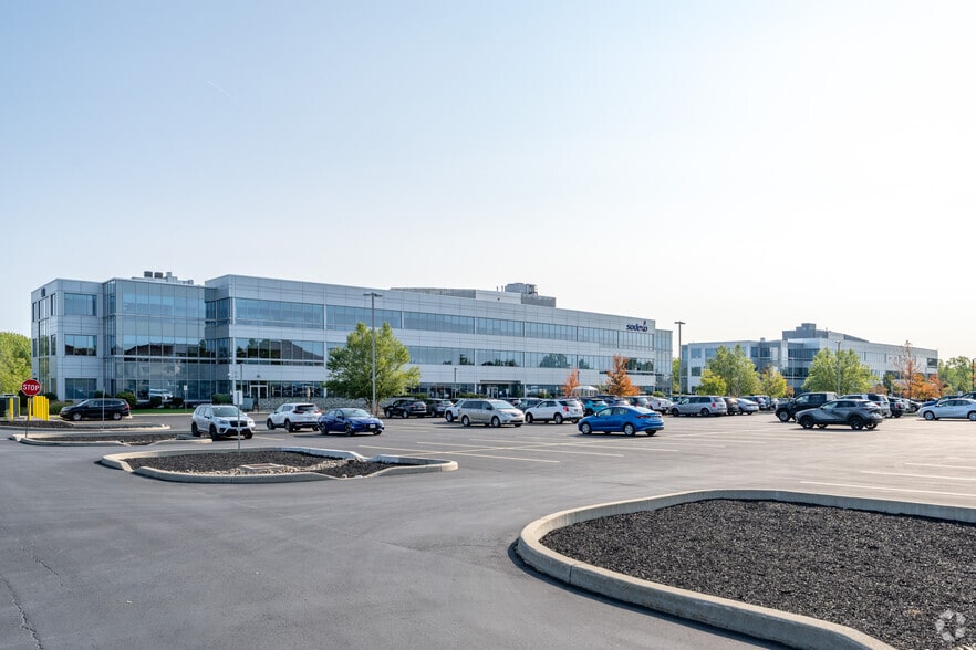 4700 Genesee St, Buffalo, NY for lease - Building Photo - Image 2 of 36