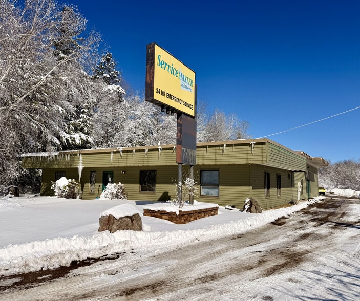 5696 US-8 BUS, Rhinelander, WI for sale - Building Photo - Image 1 of 28