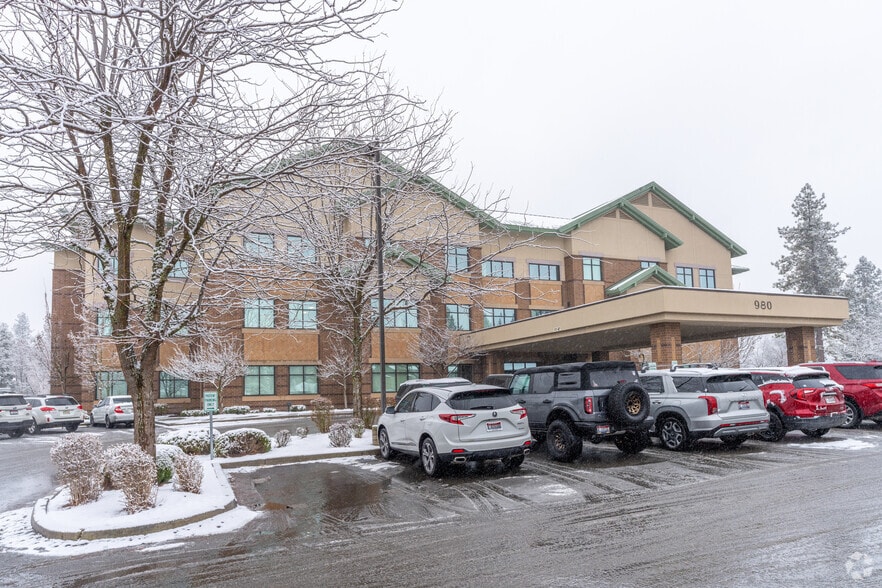 980 W Ironwood Dr, Coeur d'Alene, ID for sale - Building Photo - Image 3 of 4