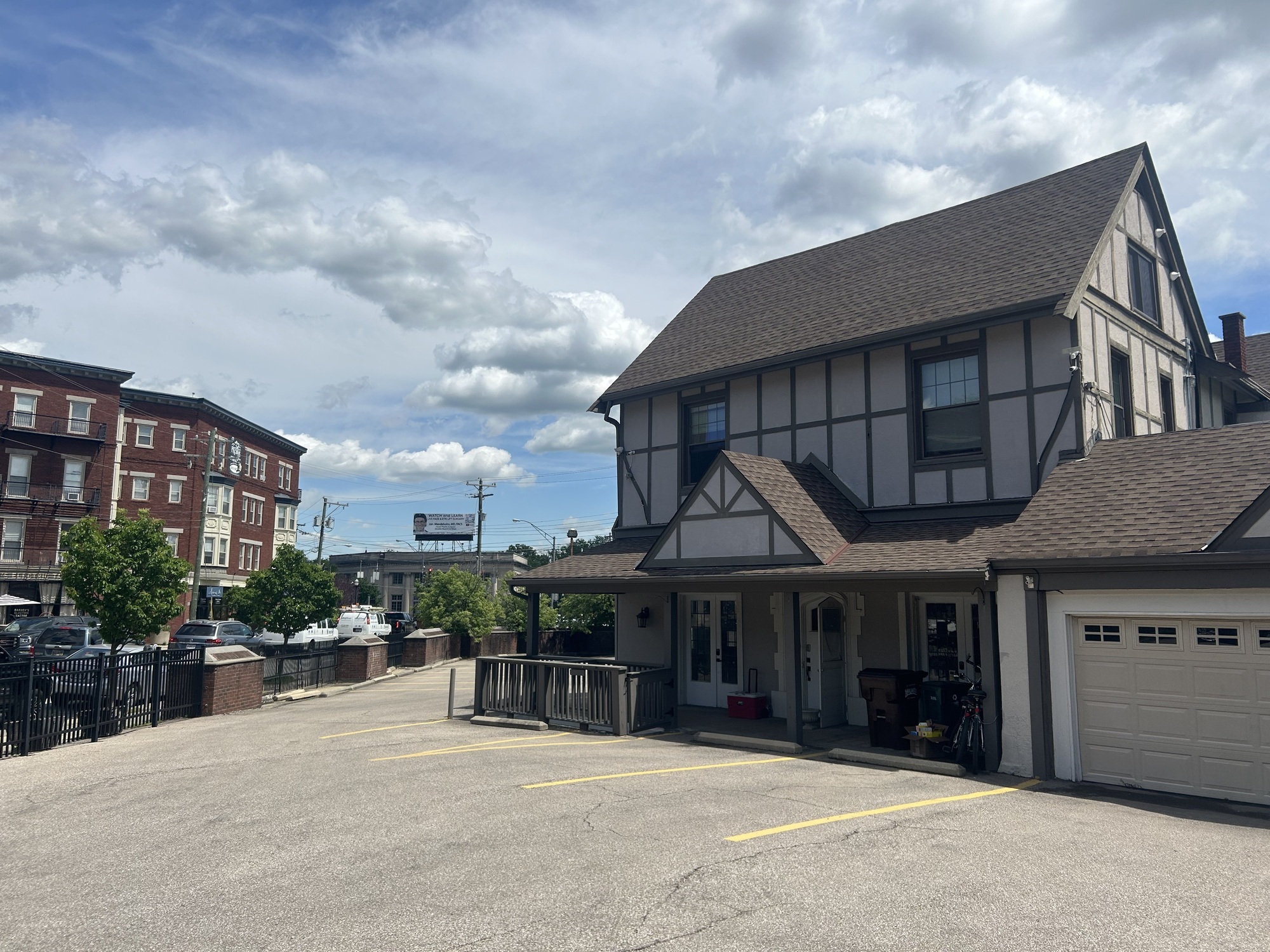 3026 Madison Rd, Cincinnati, OH for lease Building Photo- Image 1 of 19