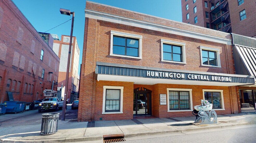 320 9th St, Huntington, WV for sale - Building Photo - Image 1 of 1