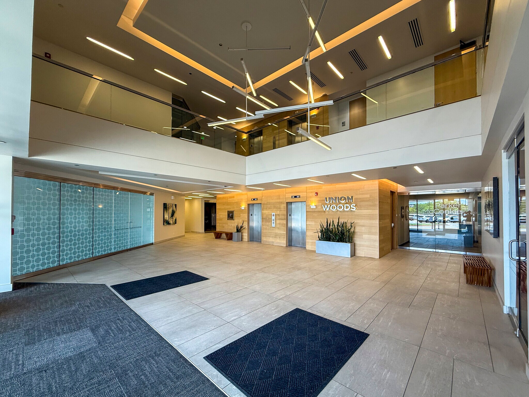 7090 S Union Park Ctr, Midvale, UT for lease Interior Photo- Image 1 of 7