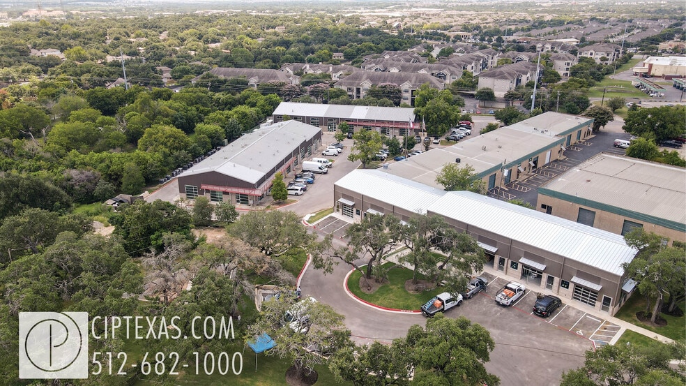 8721 S 1st St, Austin, TX for lease - Building Photo - Image 3 of 7