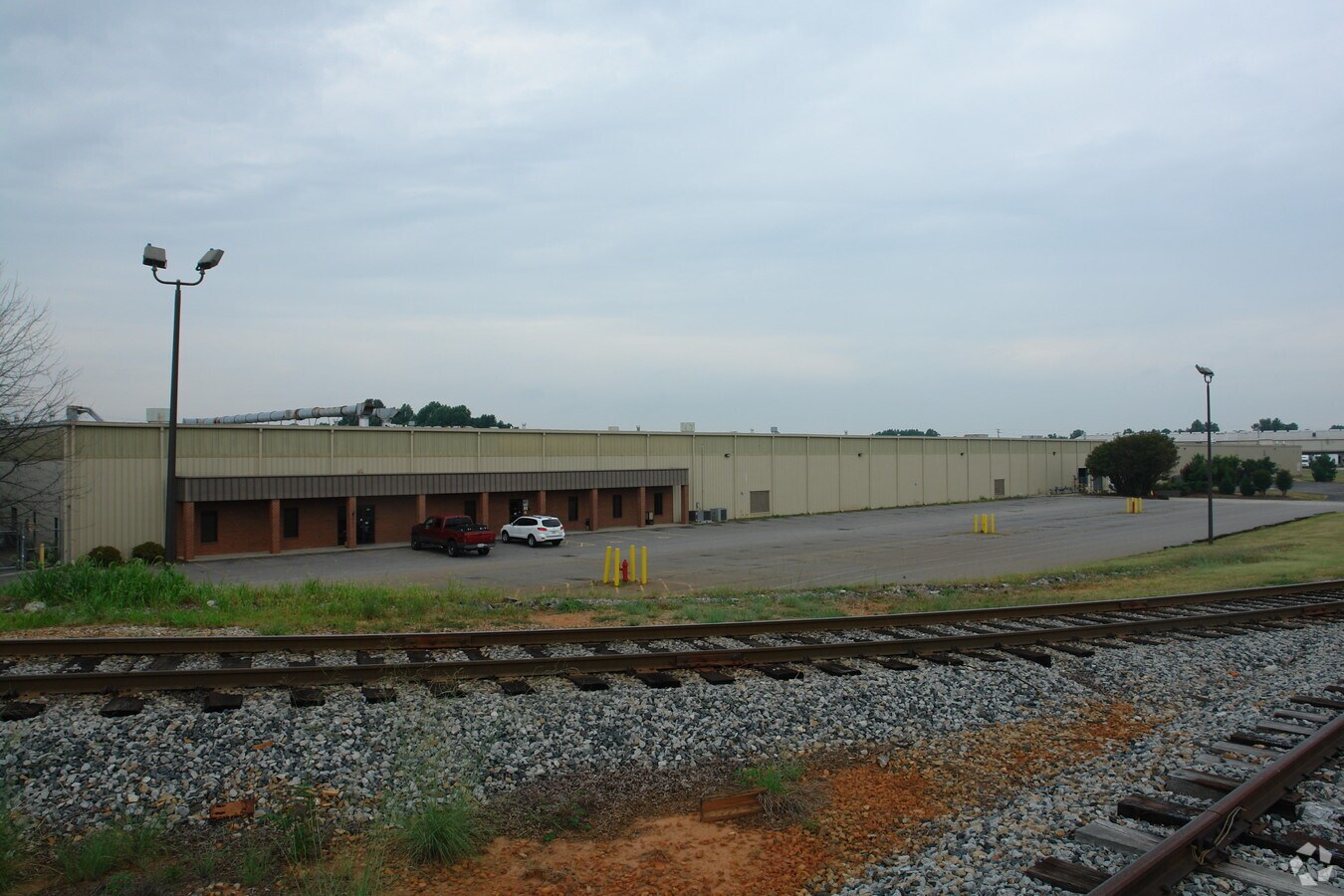 607 Meacham Rd, Statesville, NC 28677