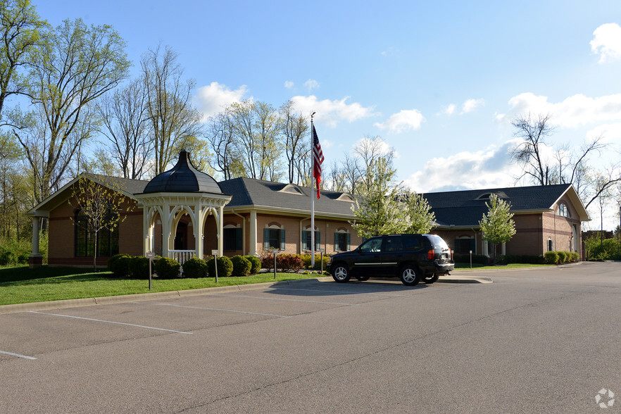 390 Wards Corner Rd, Loveland, OH for sale - Primary Photo - Image 1 of 1