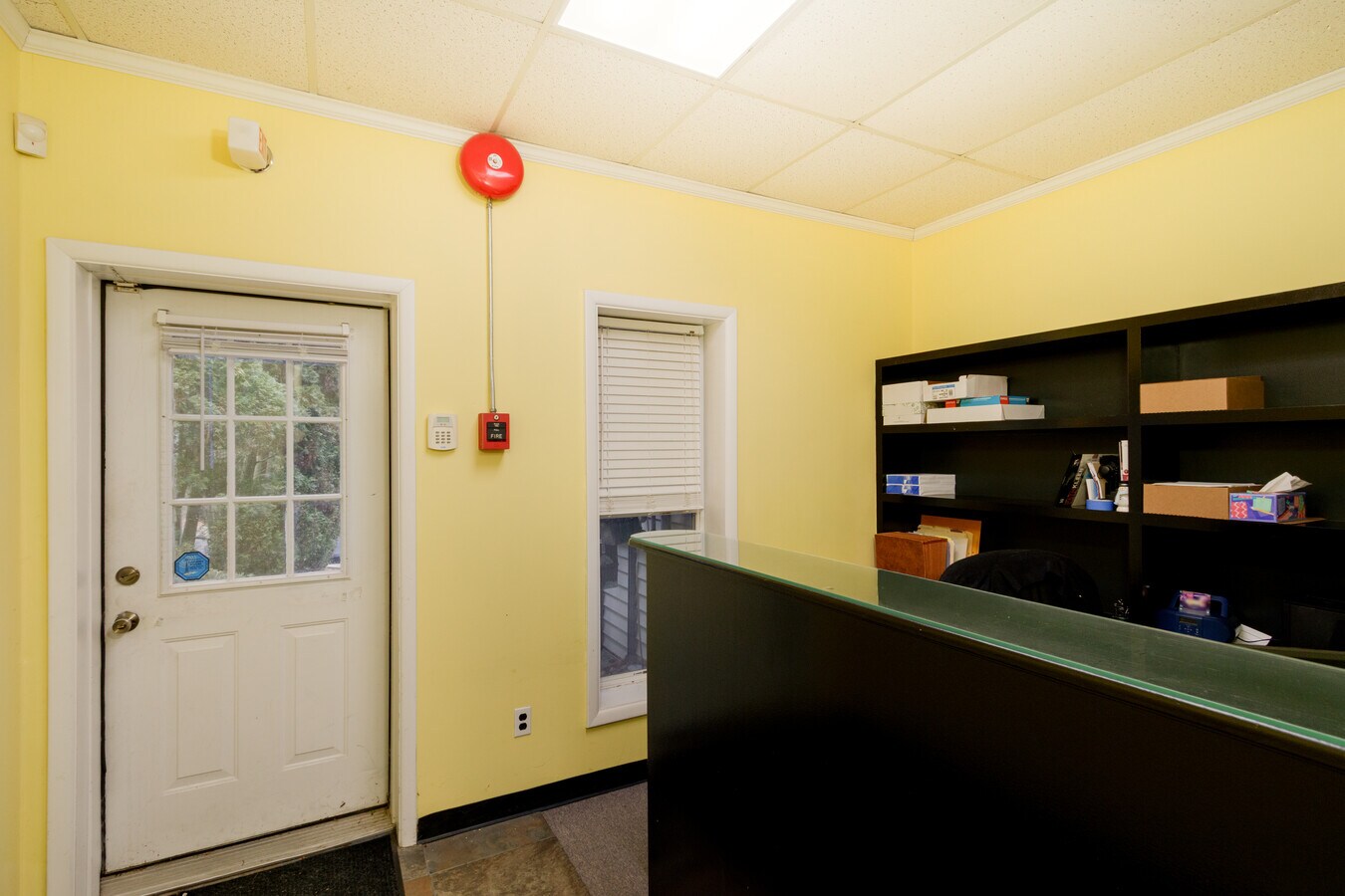 100 S Jersey Ave, East Setauket, NY 11733 - Unit 35 - - Interior Photo - Image 2 of 6