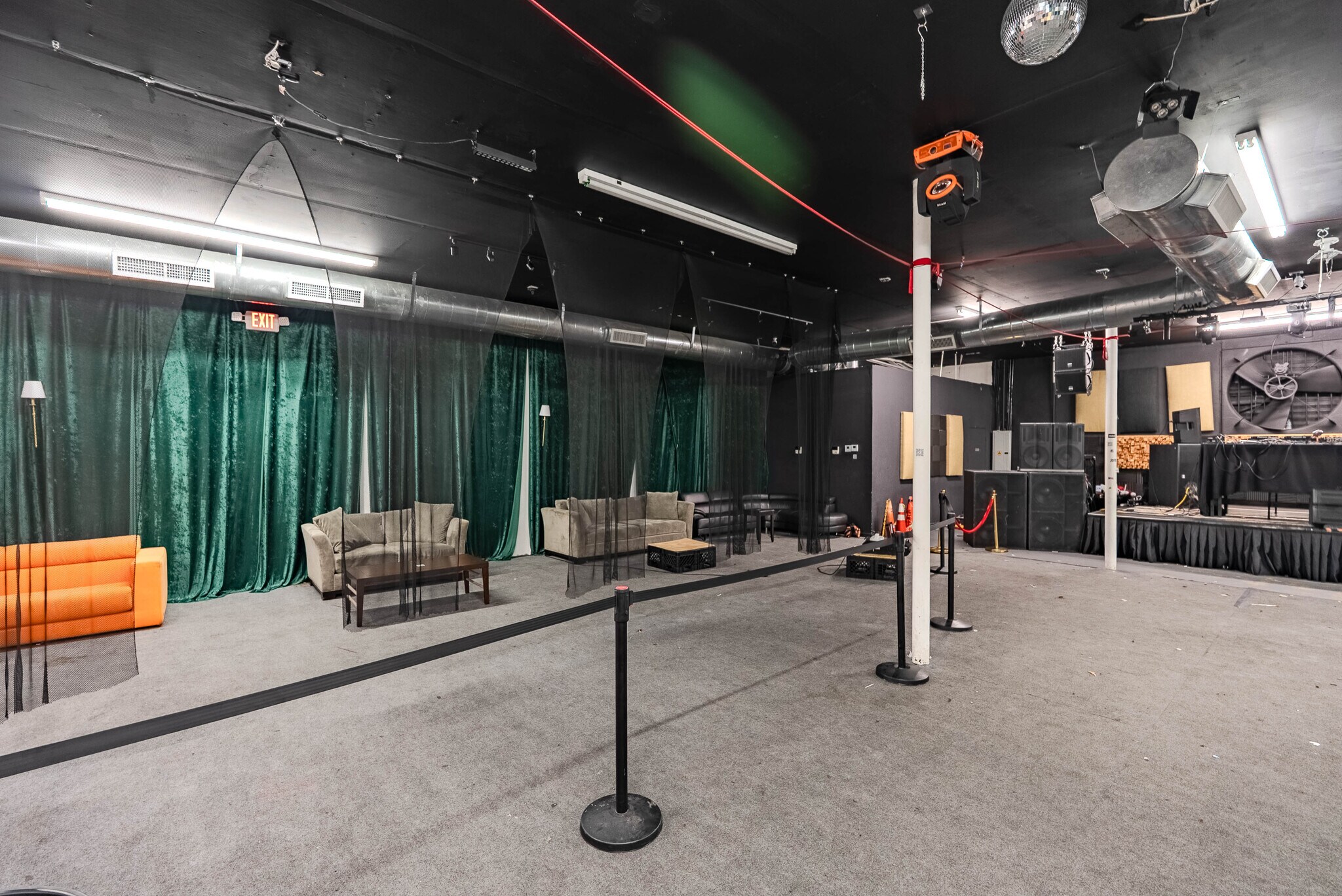 702 NW 5th Ave, Miami, FL for lease Interior Photo- Image 1 of 8