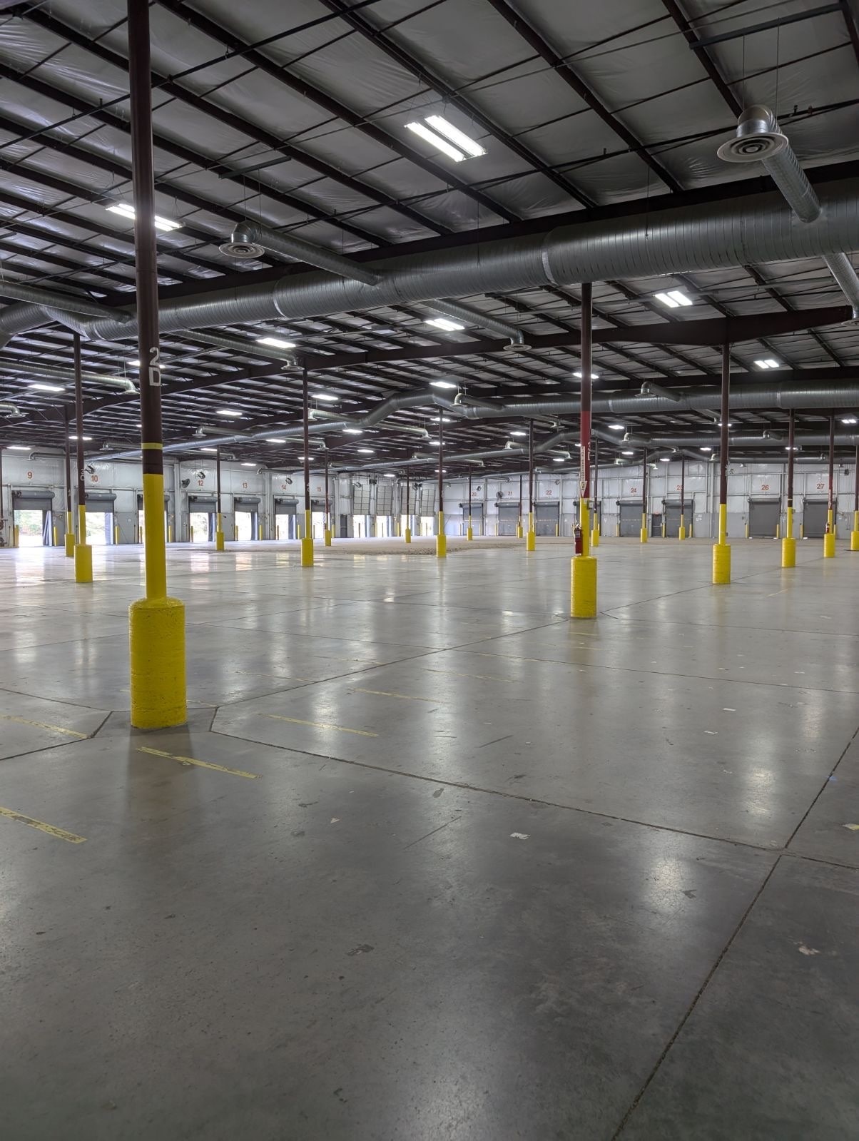 640 N Northpark Dr, Clinton, TN for lease Interior Photo- Image 1 of 4