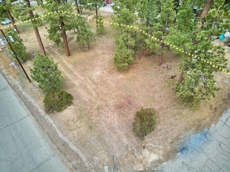 545 Wren Dr, Big Bear Lake, CA for sale - Aerial - Image 1 of 22