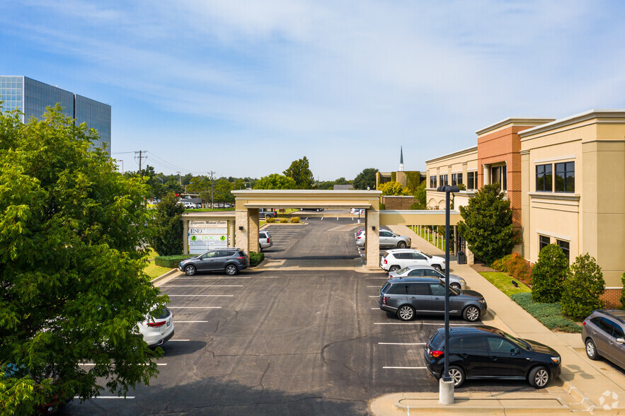 3705 NW 63rd St, Oklahoma City, OK for sale - Building Photo - Image 3 of 4