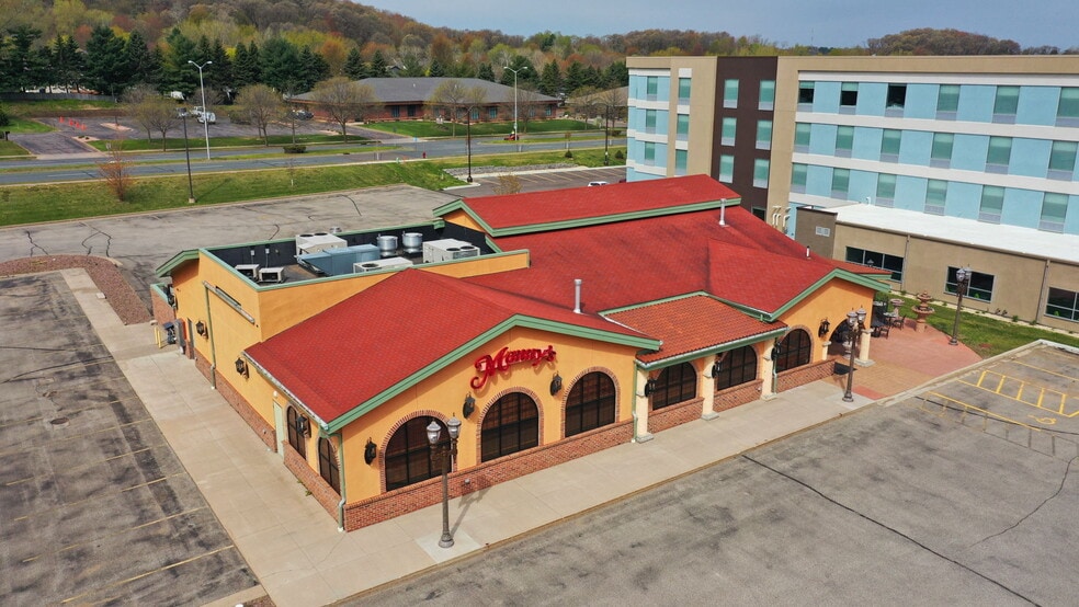 4207 Oakwood Hills Pkwy, Eau Claire, WI for sale - Building Photo - Image 3 of 22