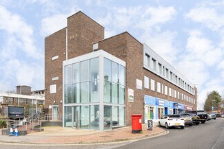 More details for Station Appr, West Byfleet - Office for Lease