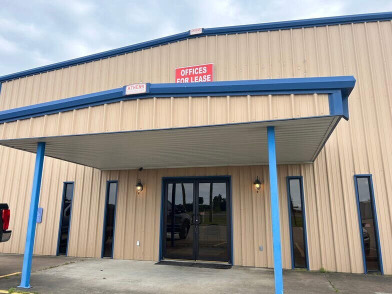 1530 E Commerce St, Fairfield, TX for sale - Building Photo - Image 1 of 1