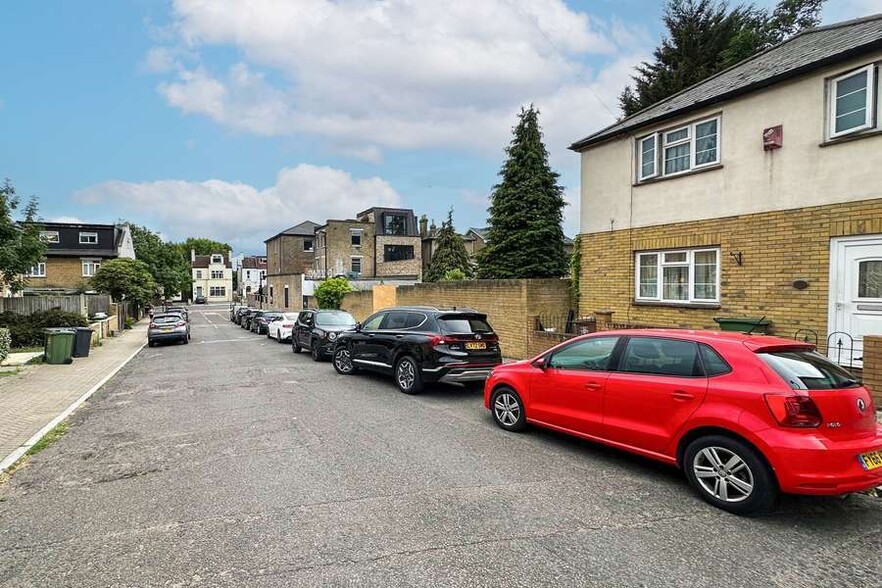 241 Stanstead Rd, London for sale - Building Photo - Image 1 of 1