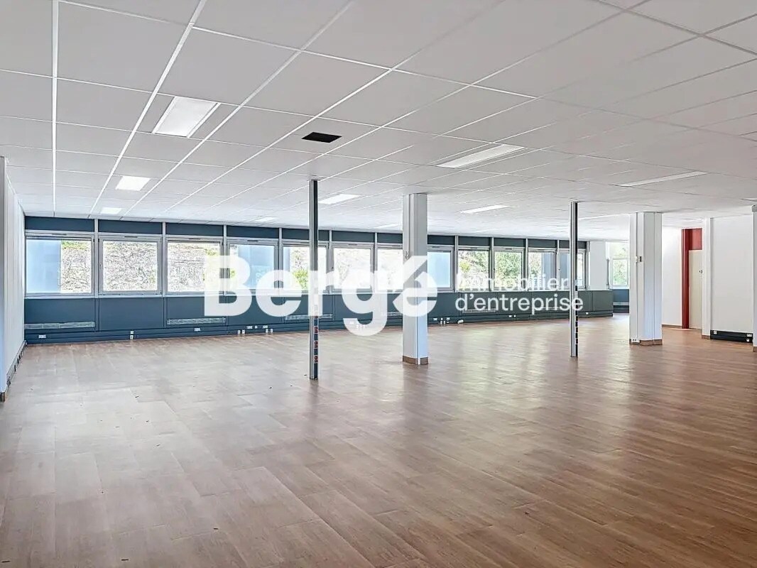 Office in Valbonne for lease Building Photo- Image 1 of 23