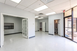 1225 W College Ave, Carrollton, TX for lease Interior Photo- Image 2 of 4