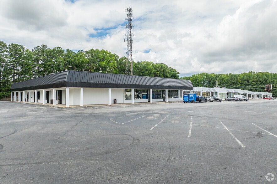 1951-1955 Canton Rd, Marietta, GA for lease - Building Photo - Image 2 of 10