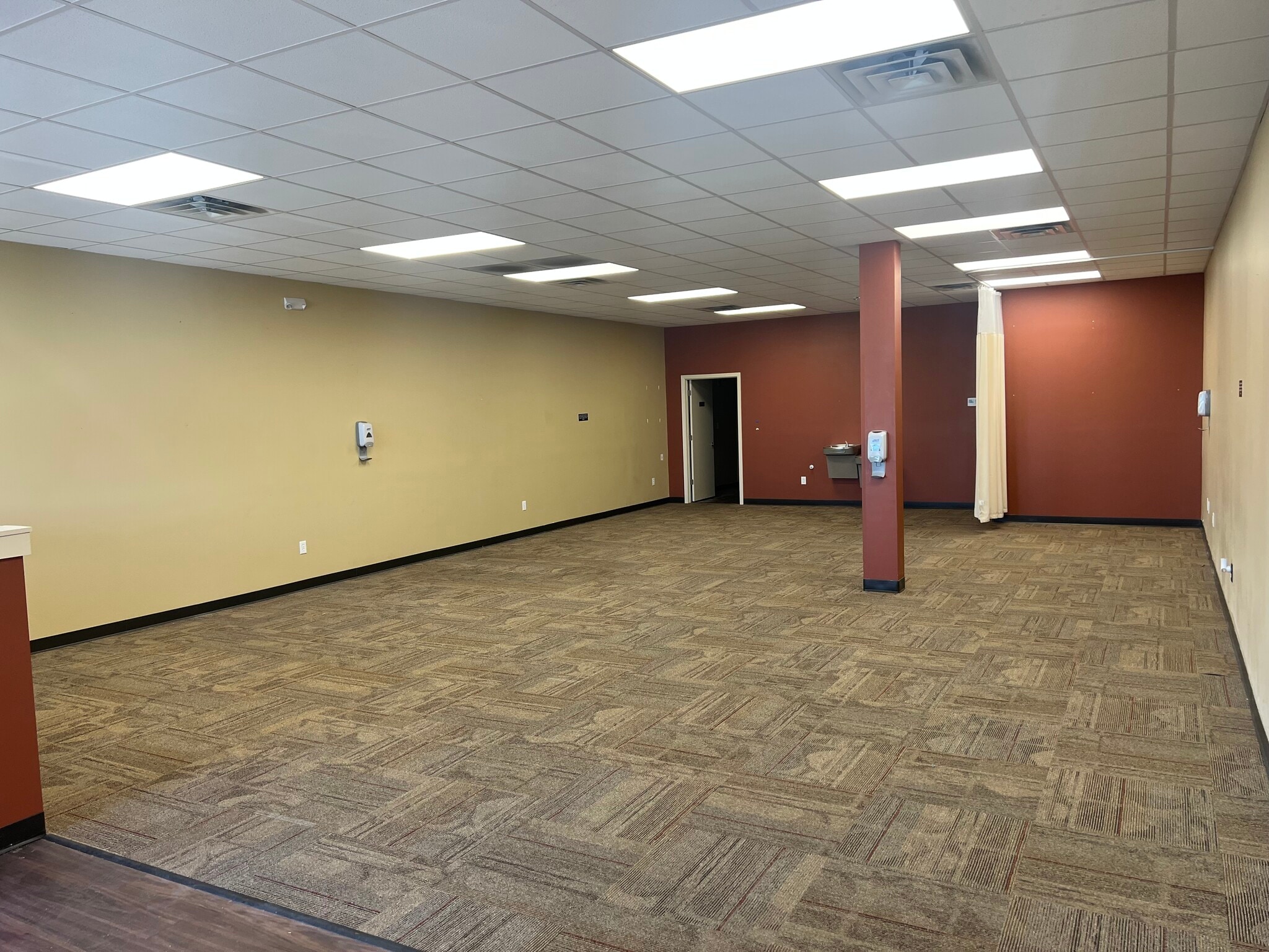 460 N Redwood Rd, North Salt Lake, UT for lease Interior Photo- Image 1 of 5