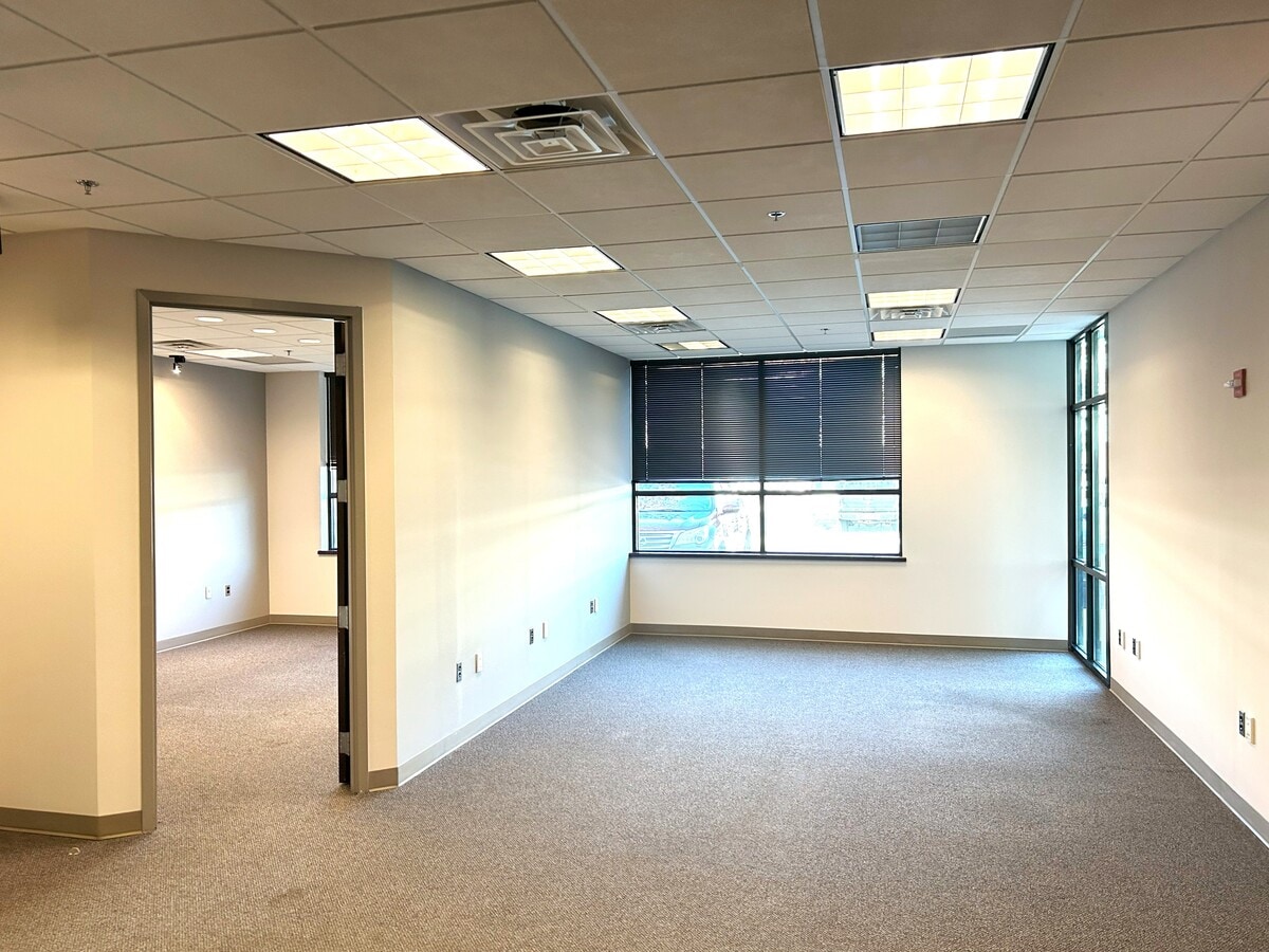 43766 Trade Center Pl, Sterling, VA 20166 - Unit 130 - - Interior Photo - Image 1 of 9