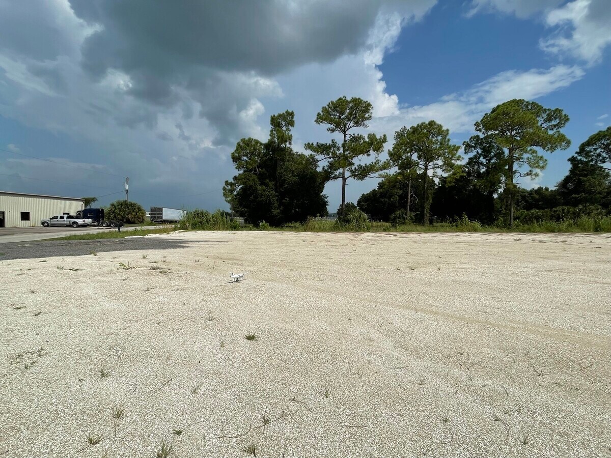 319 N Industrial Loop, Labelle, FL 33935 | LoopNet