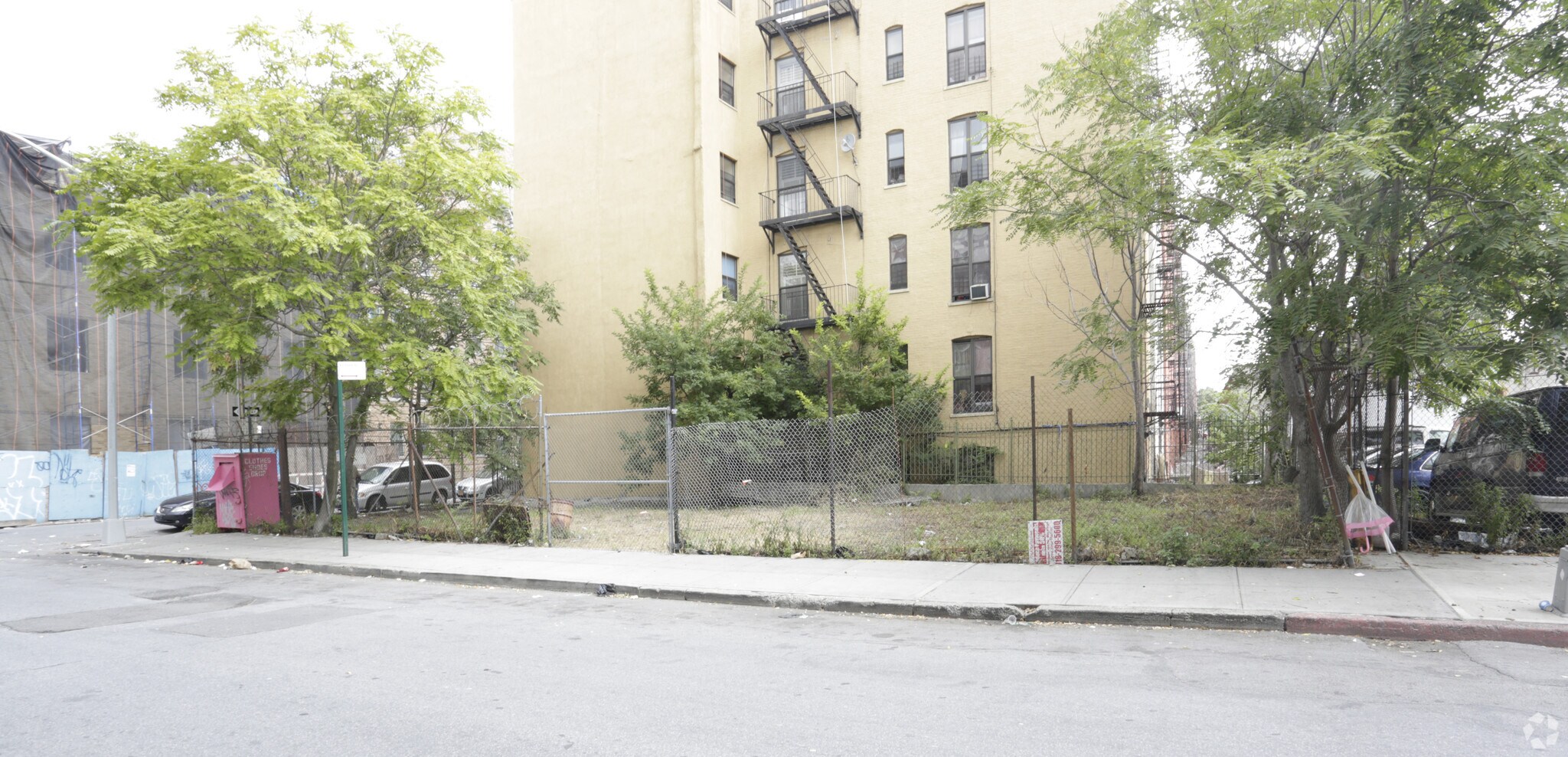 381 E 166th St, Bronx, NY for sale Primary Photo- Image 1 of 1