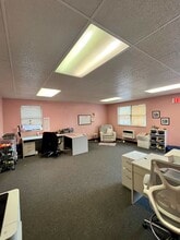 9840-9866 Crescent Park Dr, West Chester, OH for lease Interior Photo- Image 2 of 6