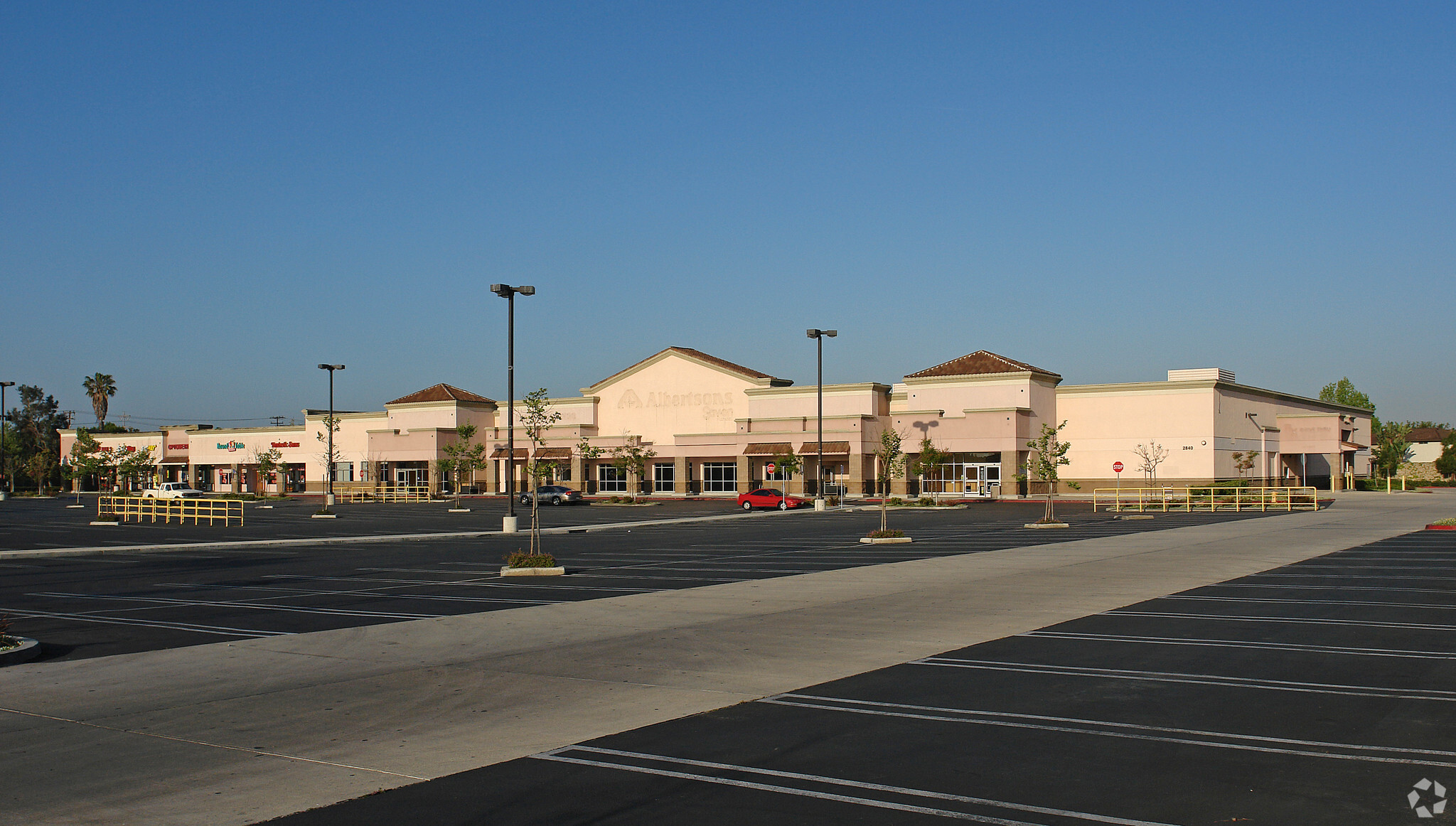 2850 S Bristol St, Santa Ana, CA for lease Primary Photo- Image 1 of 9