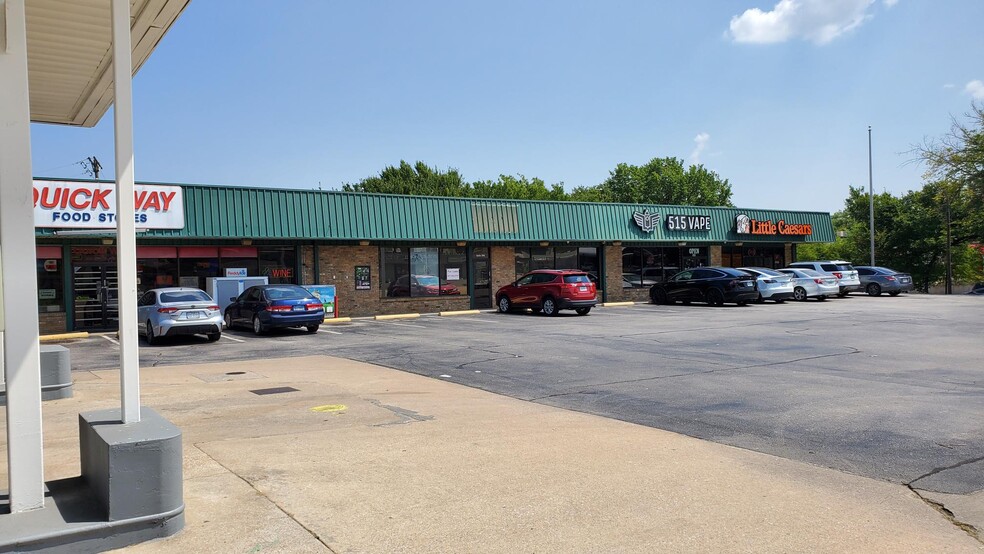 330 W Northwest Hwy, Grapevine, TX for lease - Building Photo - Image 2 of 4