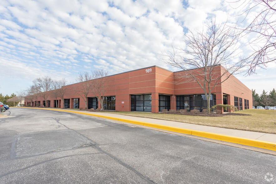 989 Corporate Blvd, Linthicum Heights, MD for lease - Building Photo - Image 1 of 9