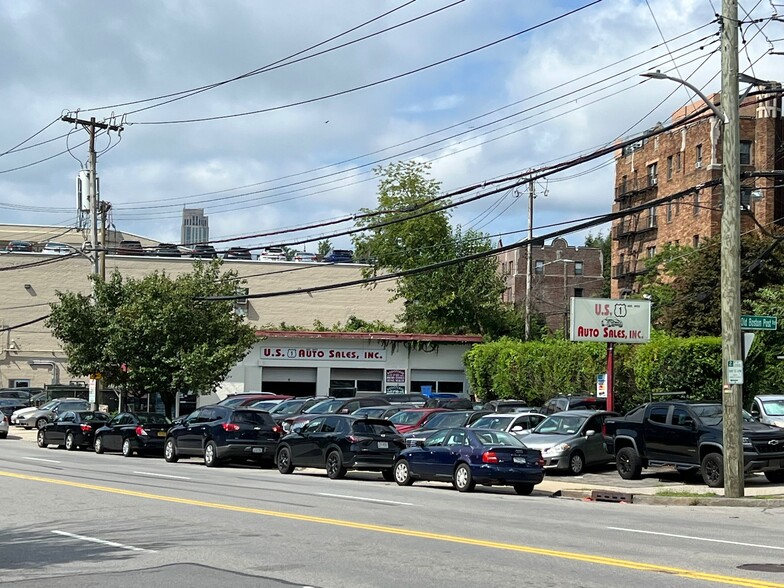 109 E Main St, New Rochelle, NY for lease - Primary Photo - Image 1 of 1