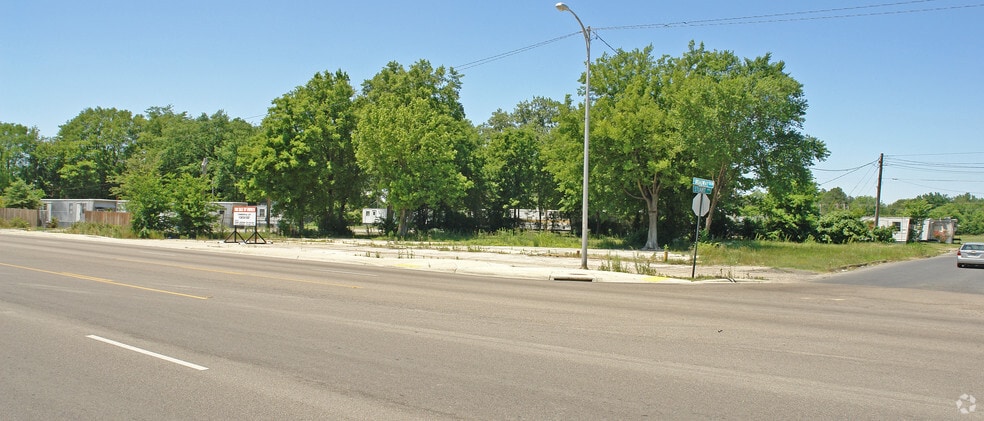 2222 E Broadway St, West Memphis, AR for sale - Primary Photo - Image 1 of 2