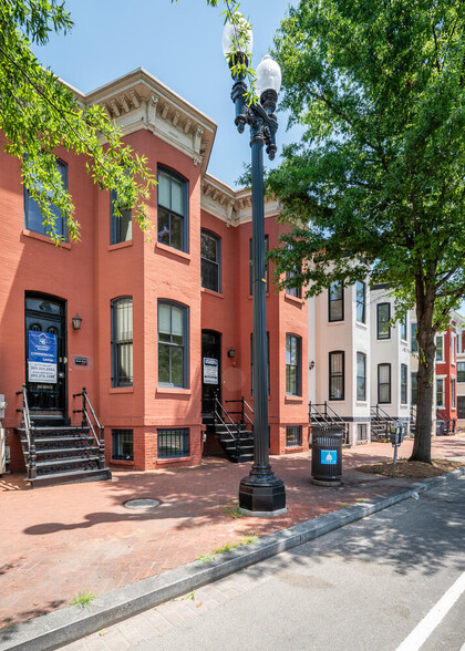 910-912 Pennsylvania Ave SE, Washington, DC for lease - Building Photo - Image 1 of 25