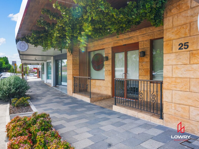 25 Babbage Rd, Roseville Chase for sale - Building Photo - Image 2 of 8