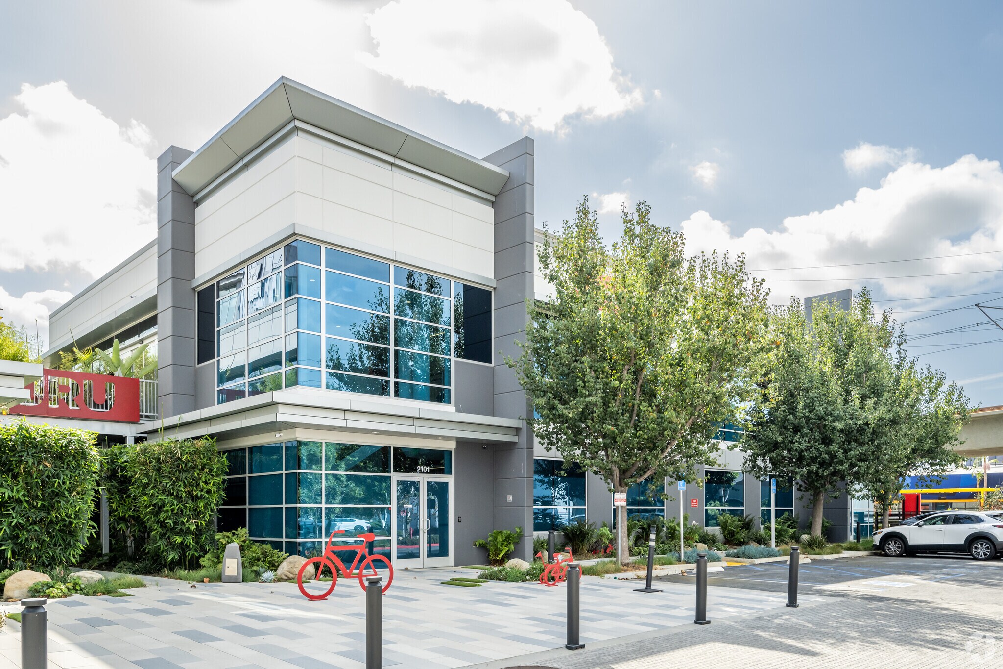 2101 Maple Ave, El Segundo, CA for sale Primary Photo- Image 1 of 1