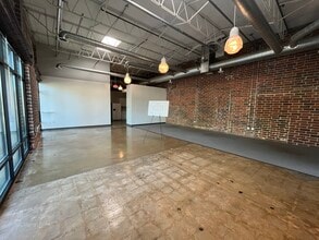 251 Armour Dr NE, Atlanta, GA for lease Interior Photo- Image 1 of 7
