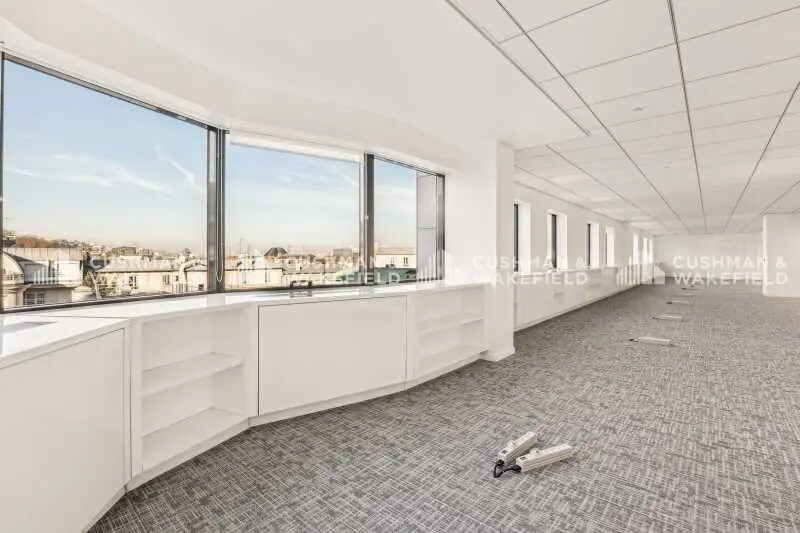 Office in Sèvres for lease - Interior Photo - Image 3 of 21