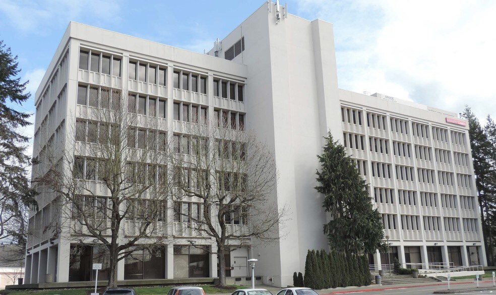 15 S Grady Way, Renton, WA for lease - Building Photo - Image 1 of 1