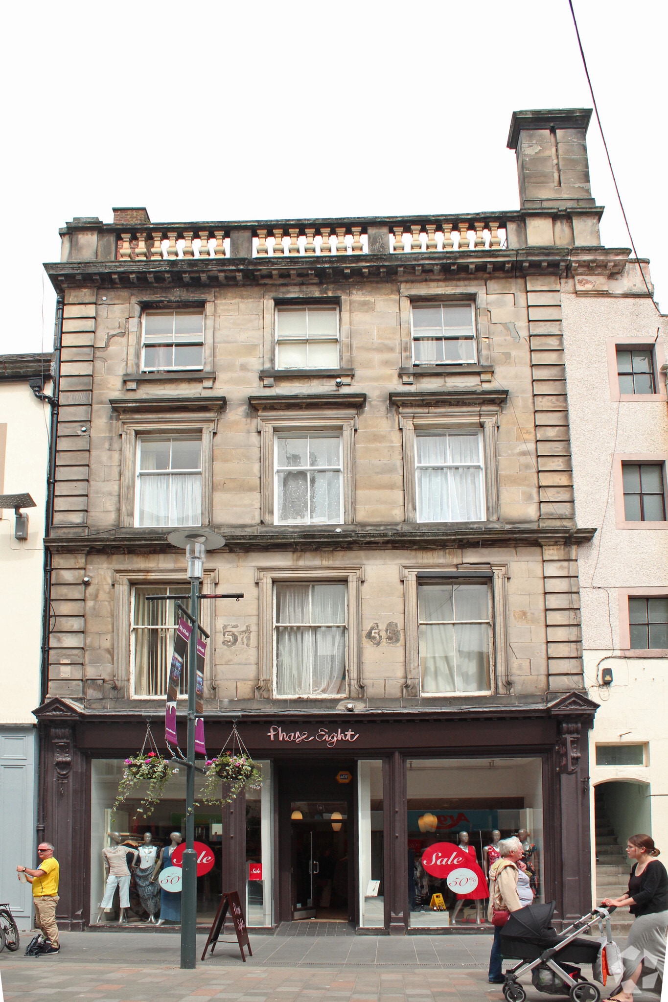 55-57 High St, Perth for sale Primary Photo- Image 1 of 1