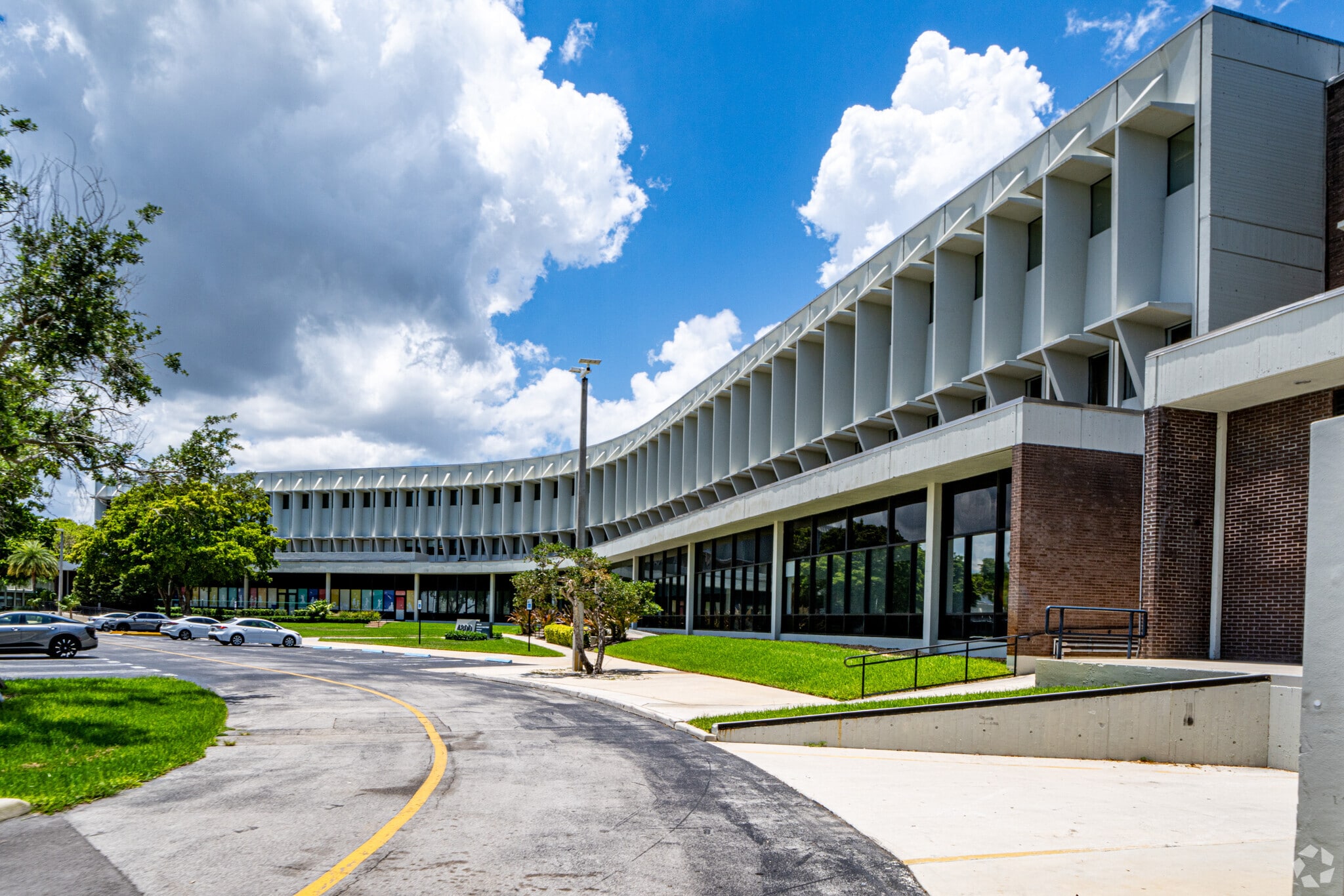 4700 Exchange Ct, Boca Raton, FL for sale Primary Photo- Image 1 of 1