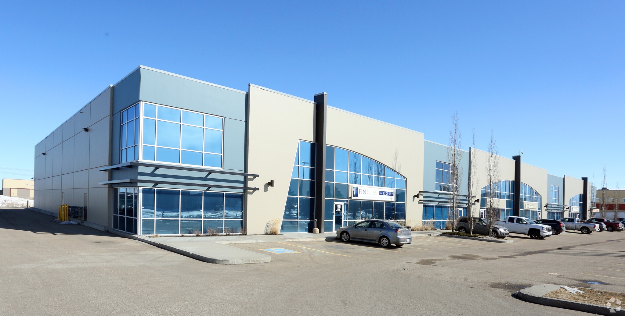 2804-2840 Ellwood Dr SW, Edmonton, AB for sale Primary Photo- Image 1 of 1