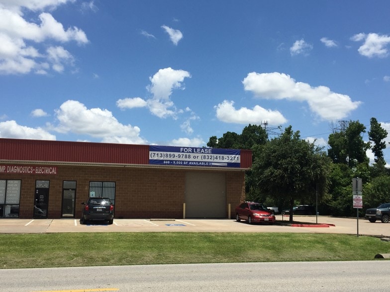 10541 FM 1960 Rd W, Houston, TX for sale - Building Photo - Image 2 of 25